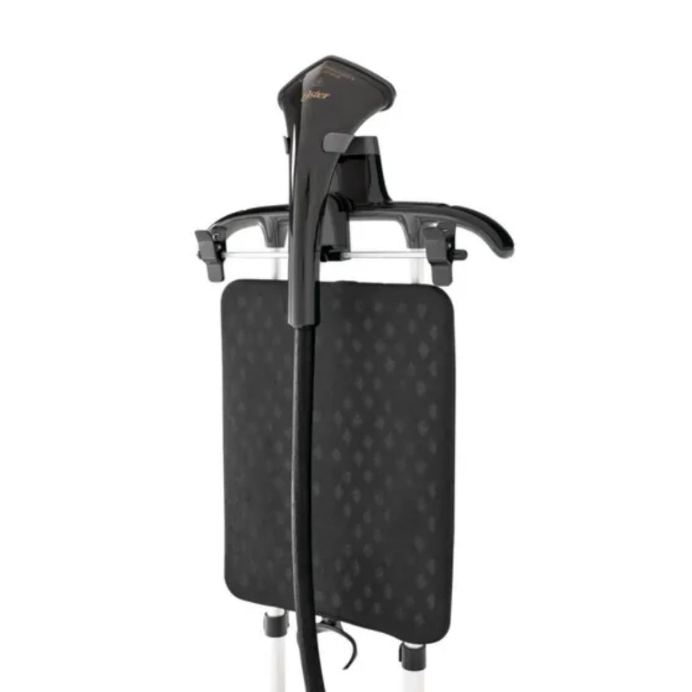 Vaporizador de Prendas Oster con Pedestal